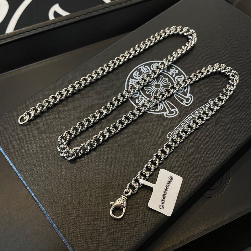 Ch*0me He**ts necklaces